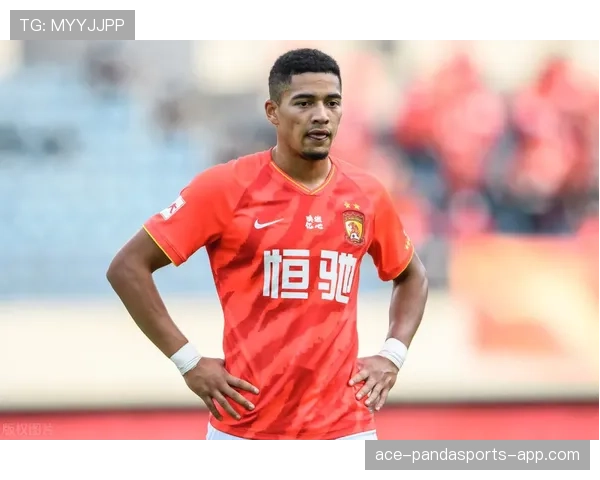 内斯塔与斯塔姆：中卫角色演变如何从单兵对抗走向体系化协防？